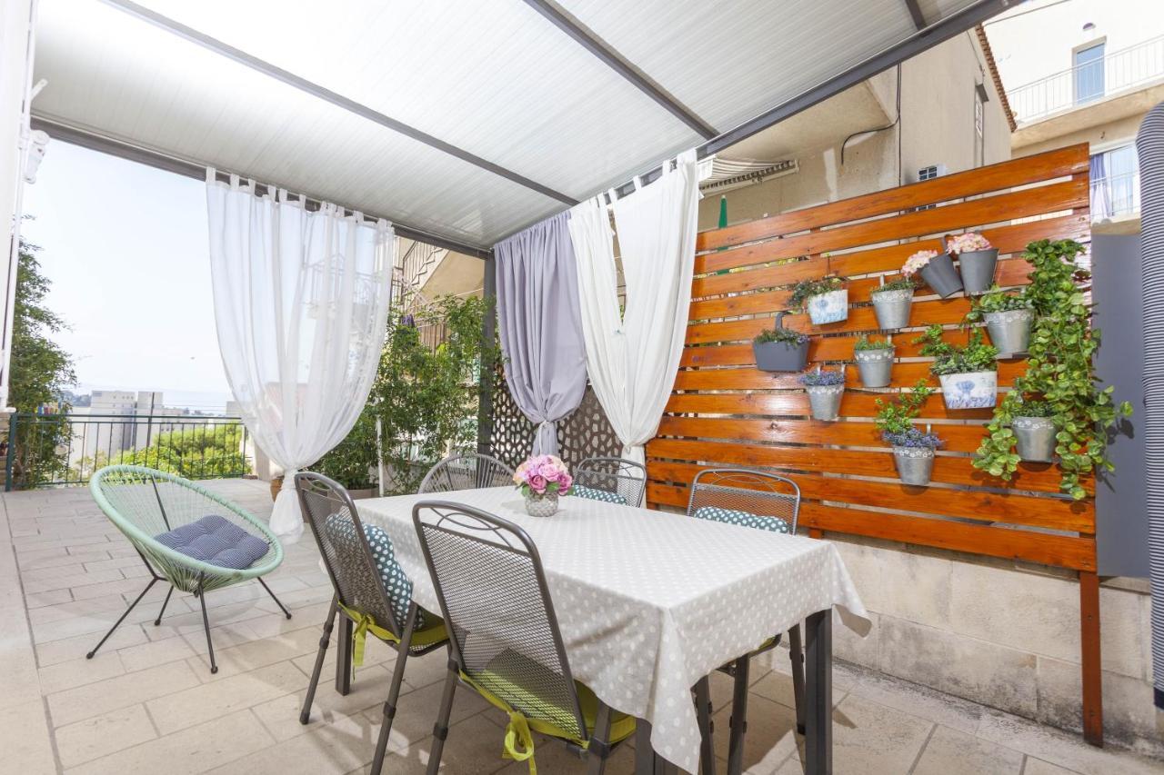 Apartments Maras Makarska Ngoại thất bức ảnh