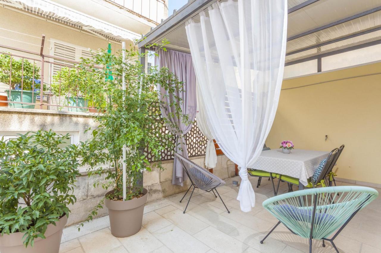 Apartments Maras Makarska Ngoại thất bức ảnh