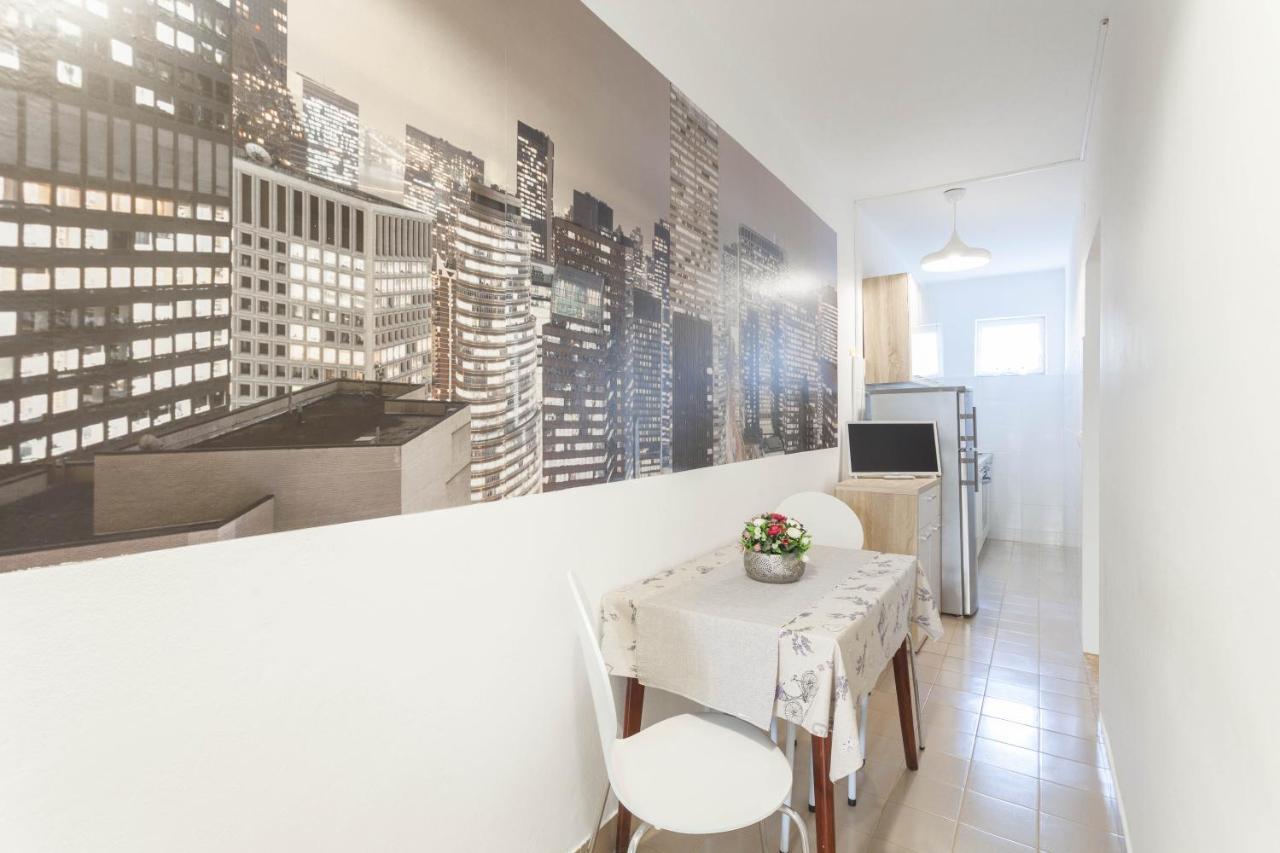 Apartments Maras Makarska Phòng bức ảnh
