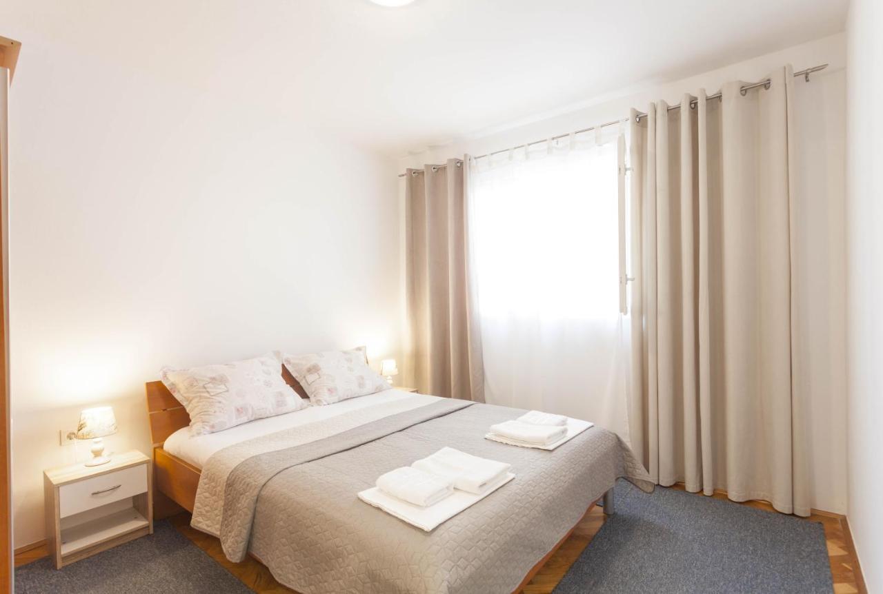 Apartments Maras Makarska Phòng bức ảnh
